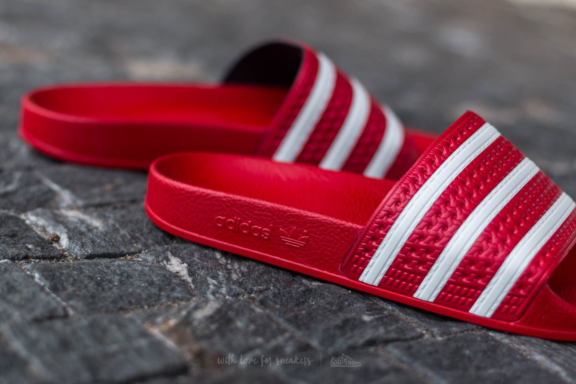 Ανδρικά παπούτσια adidas Adilette Light Scarlet/ White/ Light Scarlet