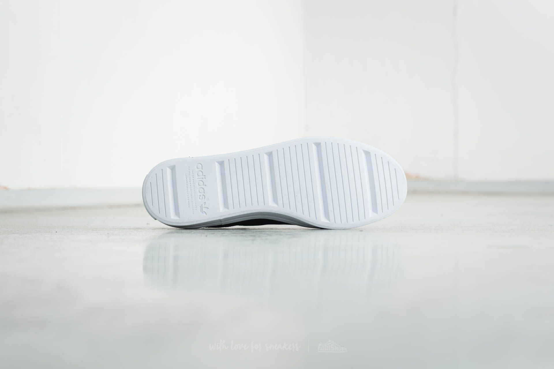 Shoes adidas W Court Vantage Core Black/ Core Black/ Ftw White