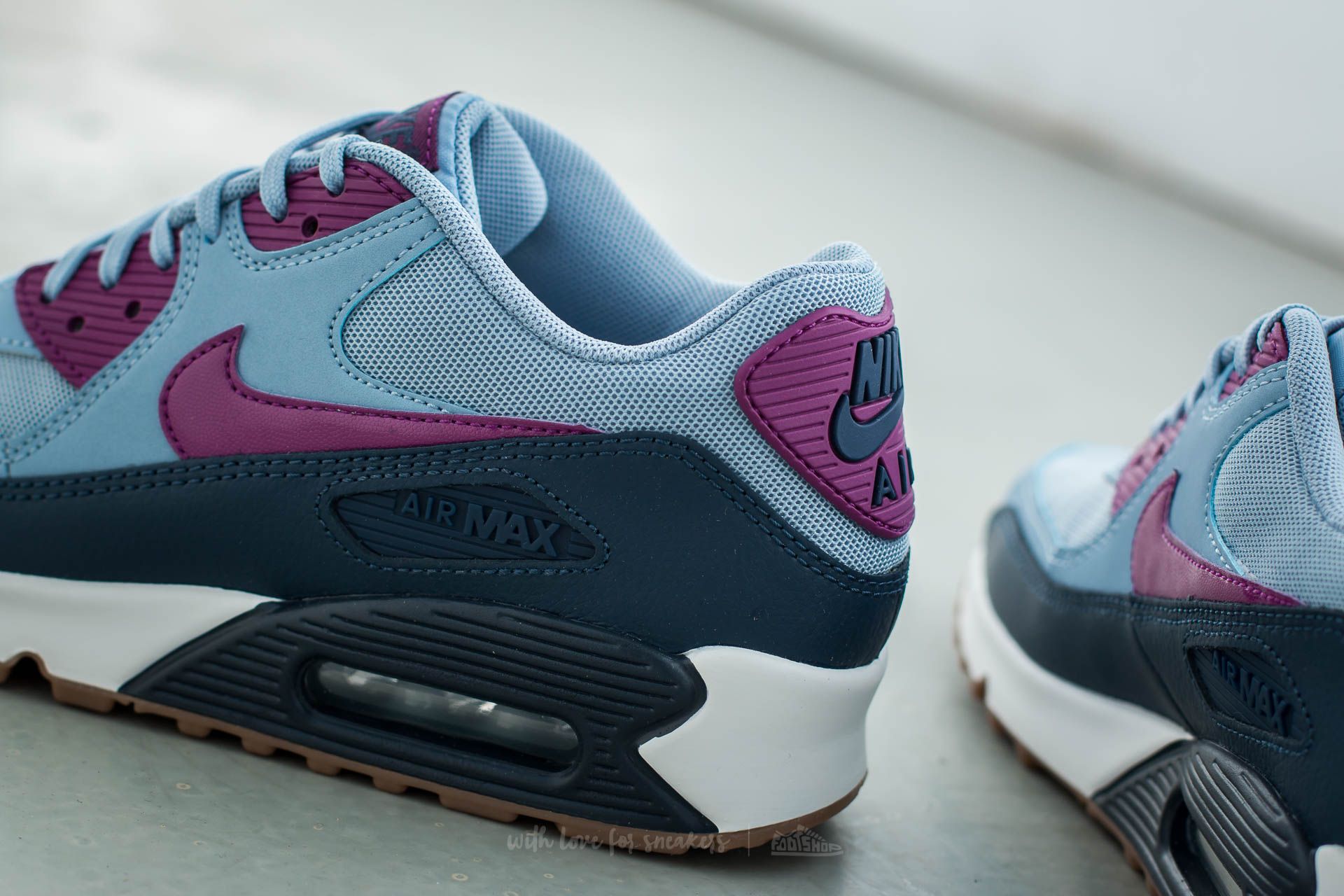 Schoenen Nike Wmns Air Max 90 Essential Blue Grey/ Bright Grape