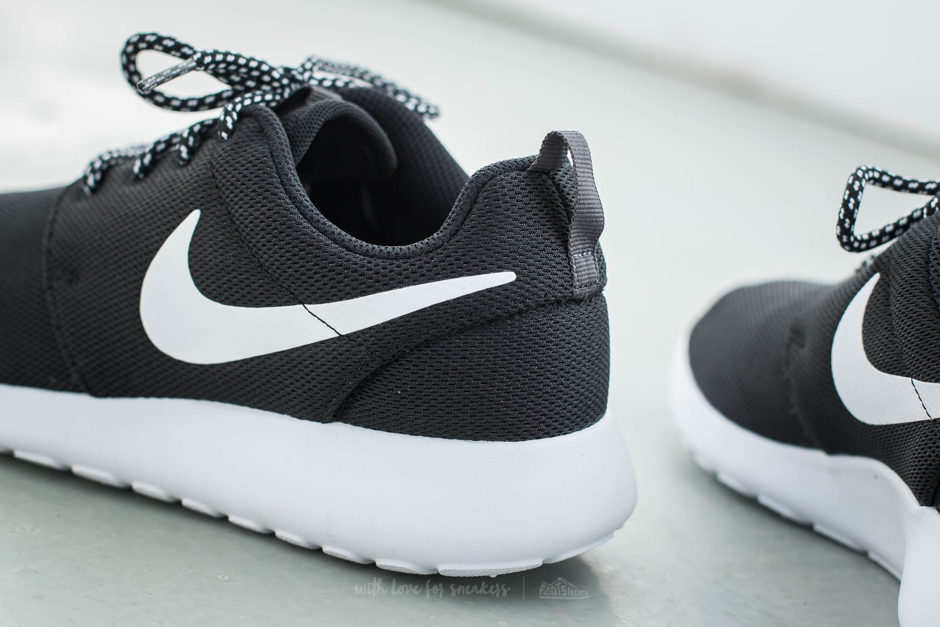 Roshe one black 2024 white dark grey