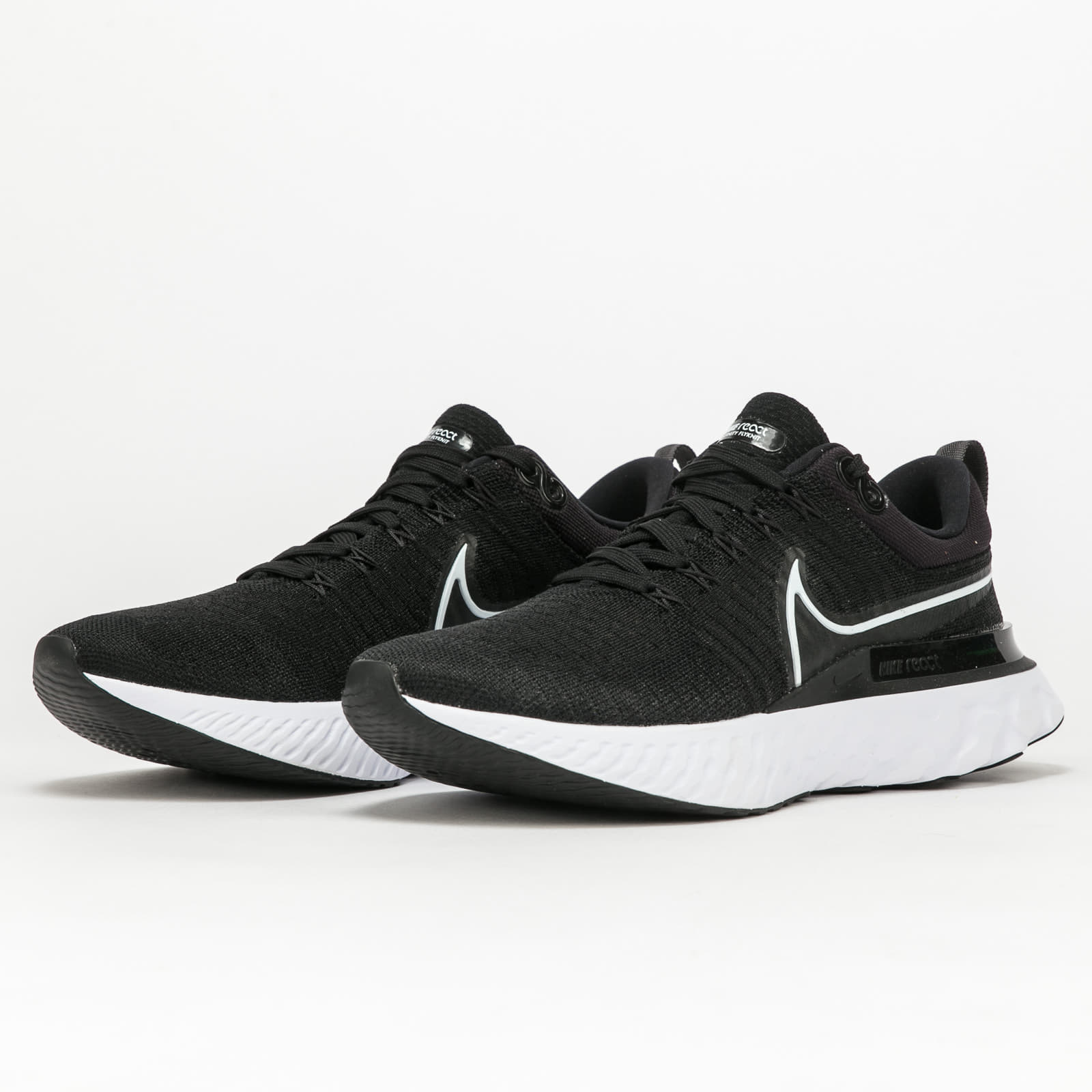 Férfi cipők Nike React Infinity Run FK 2 Black/ White - Iron Grey