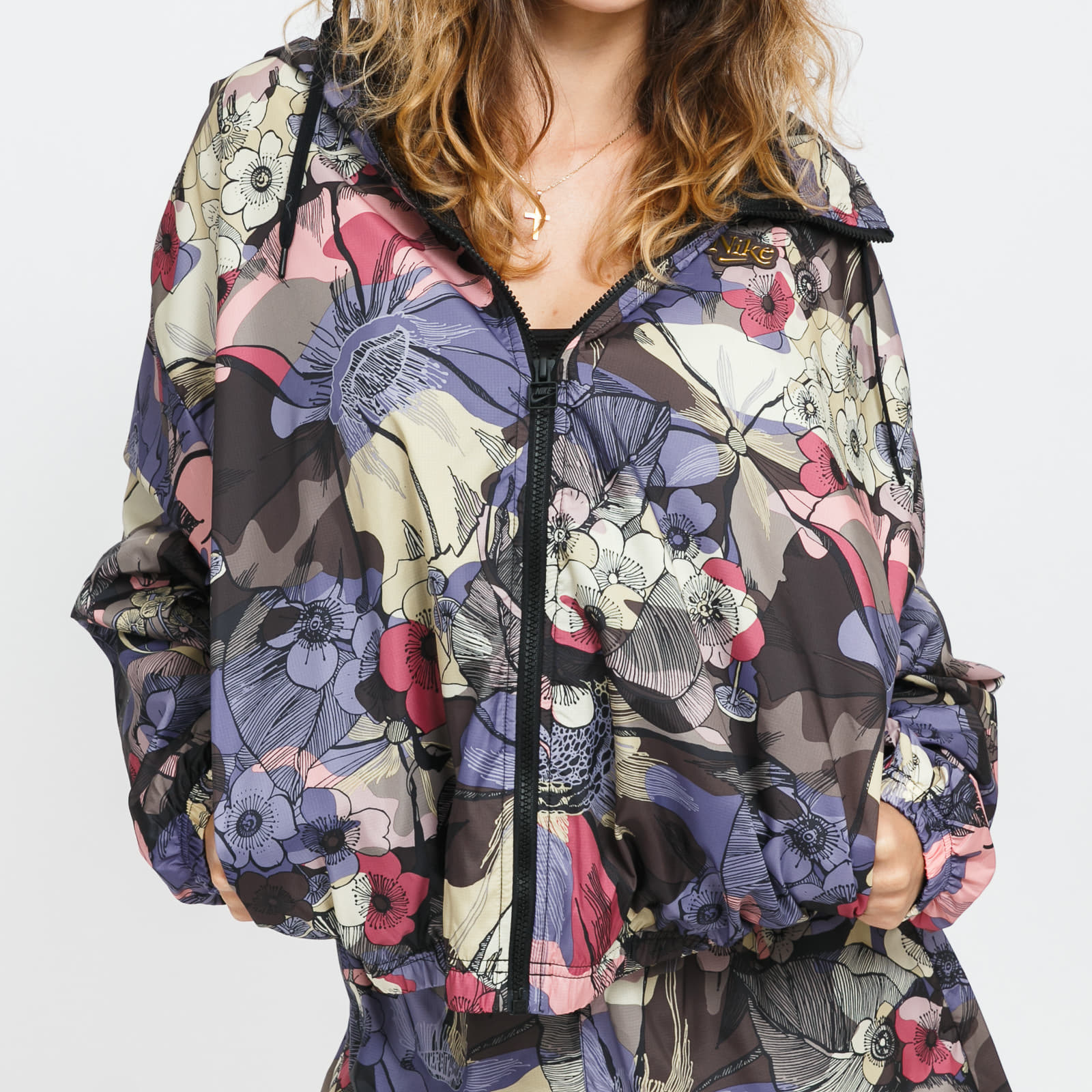 Džemperiai su gobtuvais ir džemperiai Nike W NSW Femme Jacket Woven Multicolor