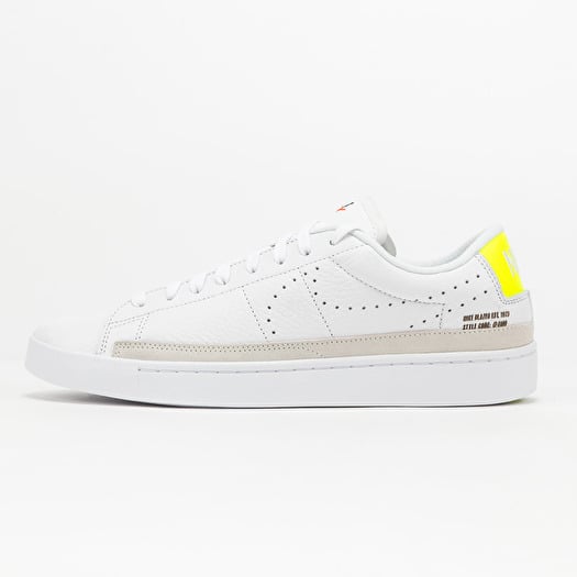 Nike blazer low sale summit white gum