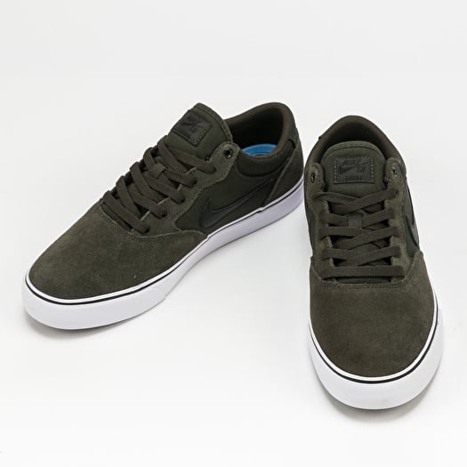 Men s shoes Nike SB Chron 2 Sequioa Black Sequoia White Footshop