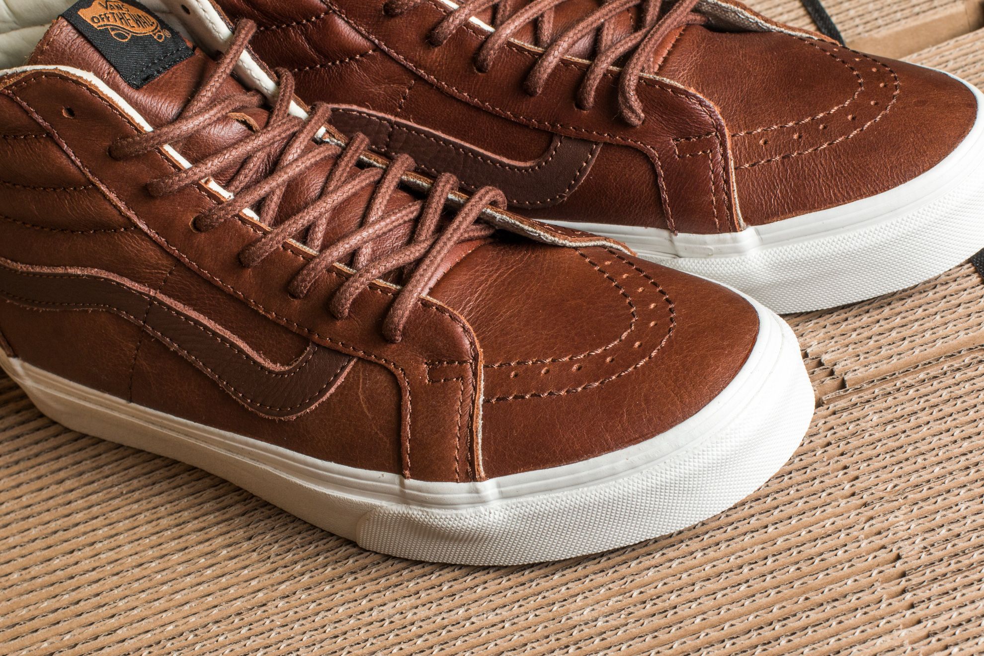 Vans dachshund leather online