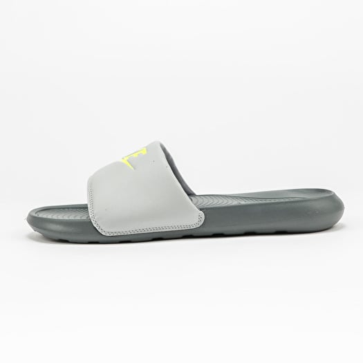 Grey hot sale nike slides