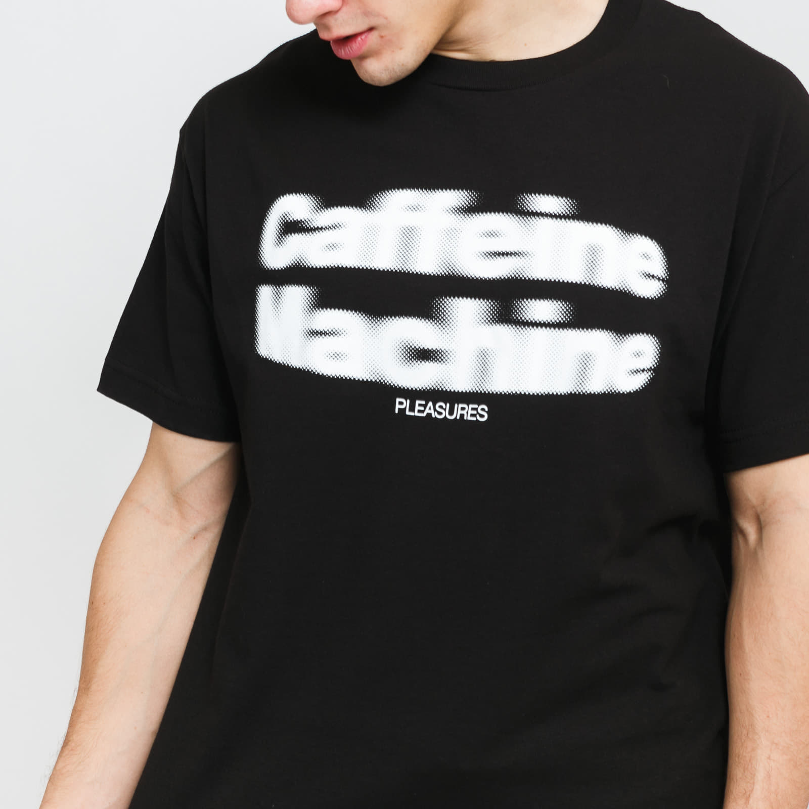 Marškinėliai PLEASURES Energy Tee Black