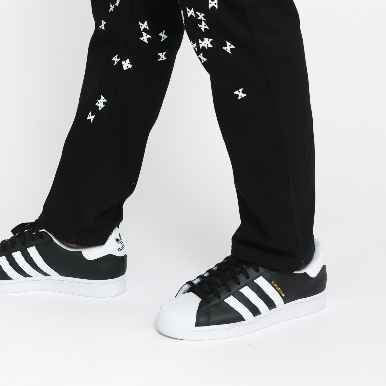 Püksid PLEASURES Vomit Printed Trousers Blk