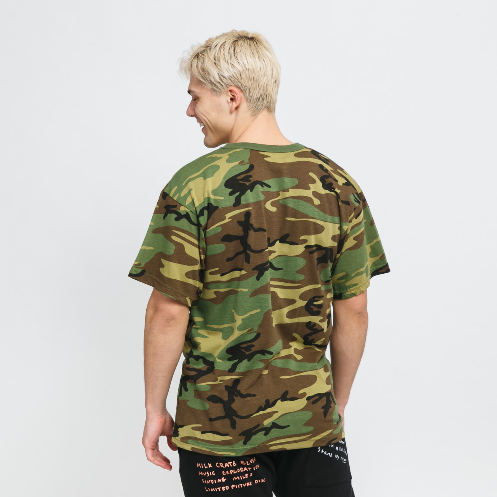 T-shirts PLEASURES Strain Logo Tee Camo Green/ Brown/ Black