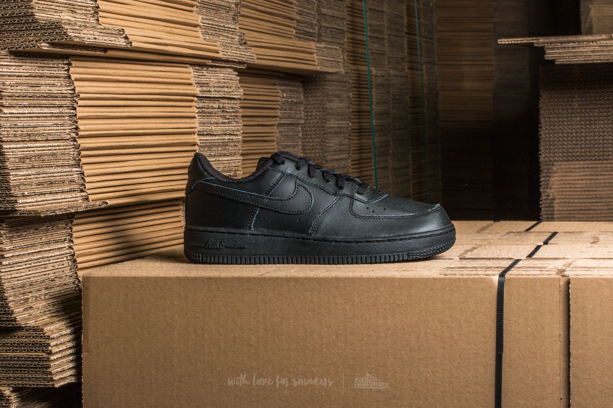 Lasten lenkkarit ja kengät Nike Force 1 (PS) Black/ Black-Black