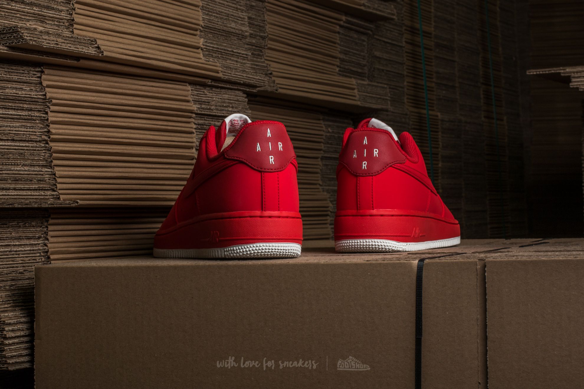 Pánske tenisky a topánky Nike Air Force 1 University Red/ University Red