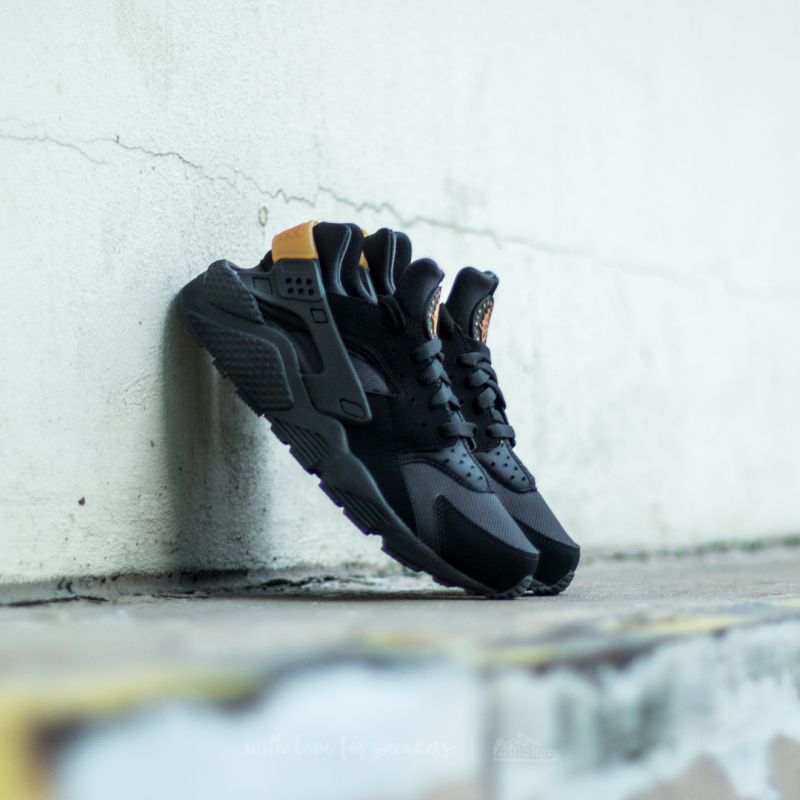 Nike Air Huarache Black/ Metallic Gold | Footshop