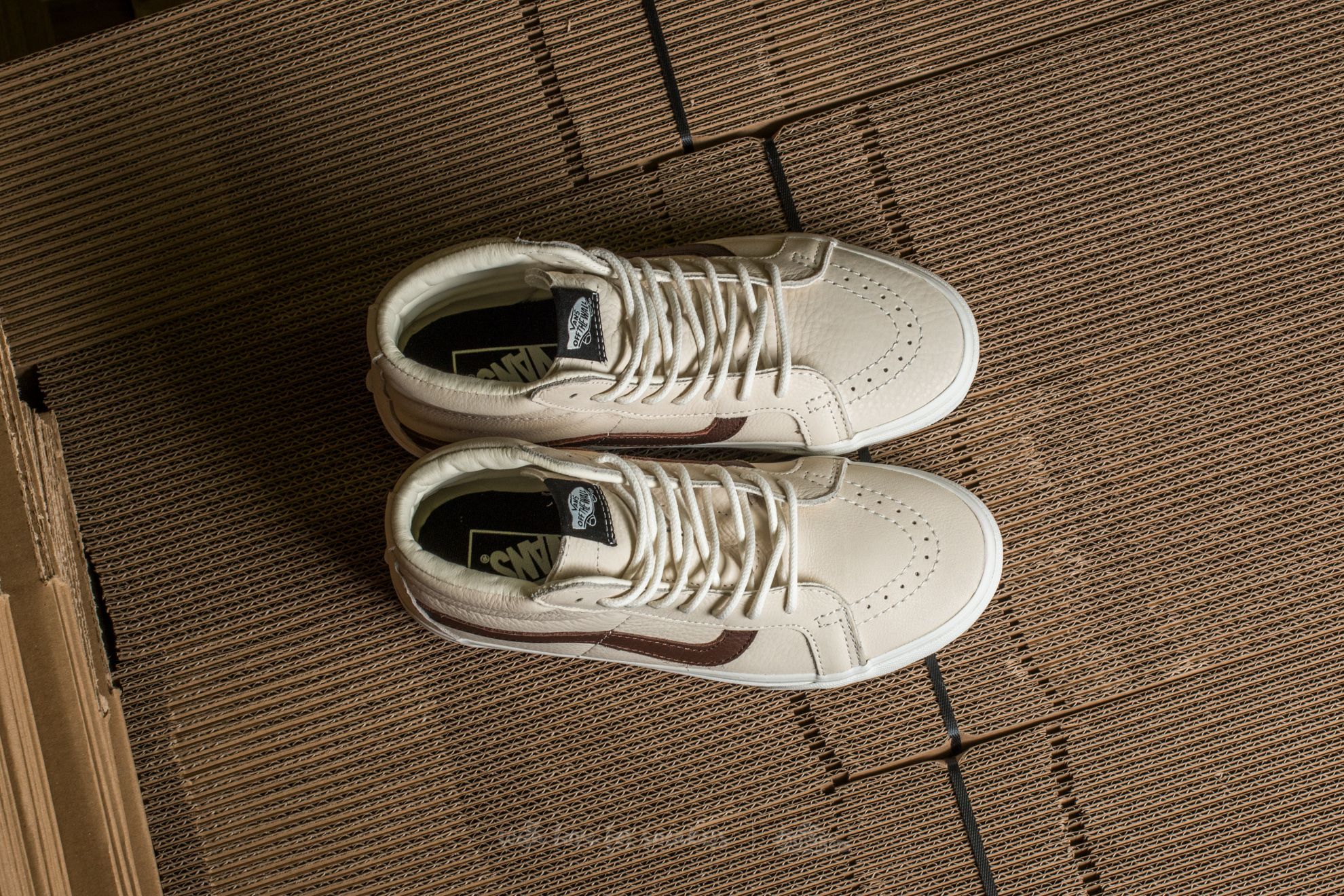 Cipele Vans Sk8-Hi Reissue (Leather) Blanc De Blanc/ Potting Soil