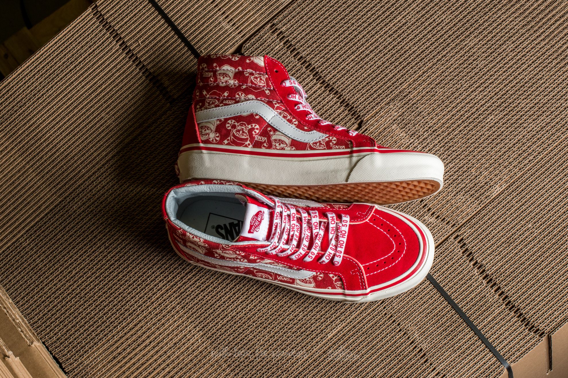 Ženski čevlji Vans SK8-HI 38 Reissue (50Th) Stv/ Pirate Santa/ Red