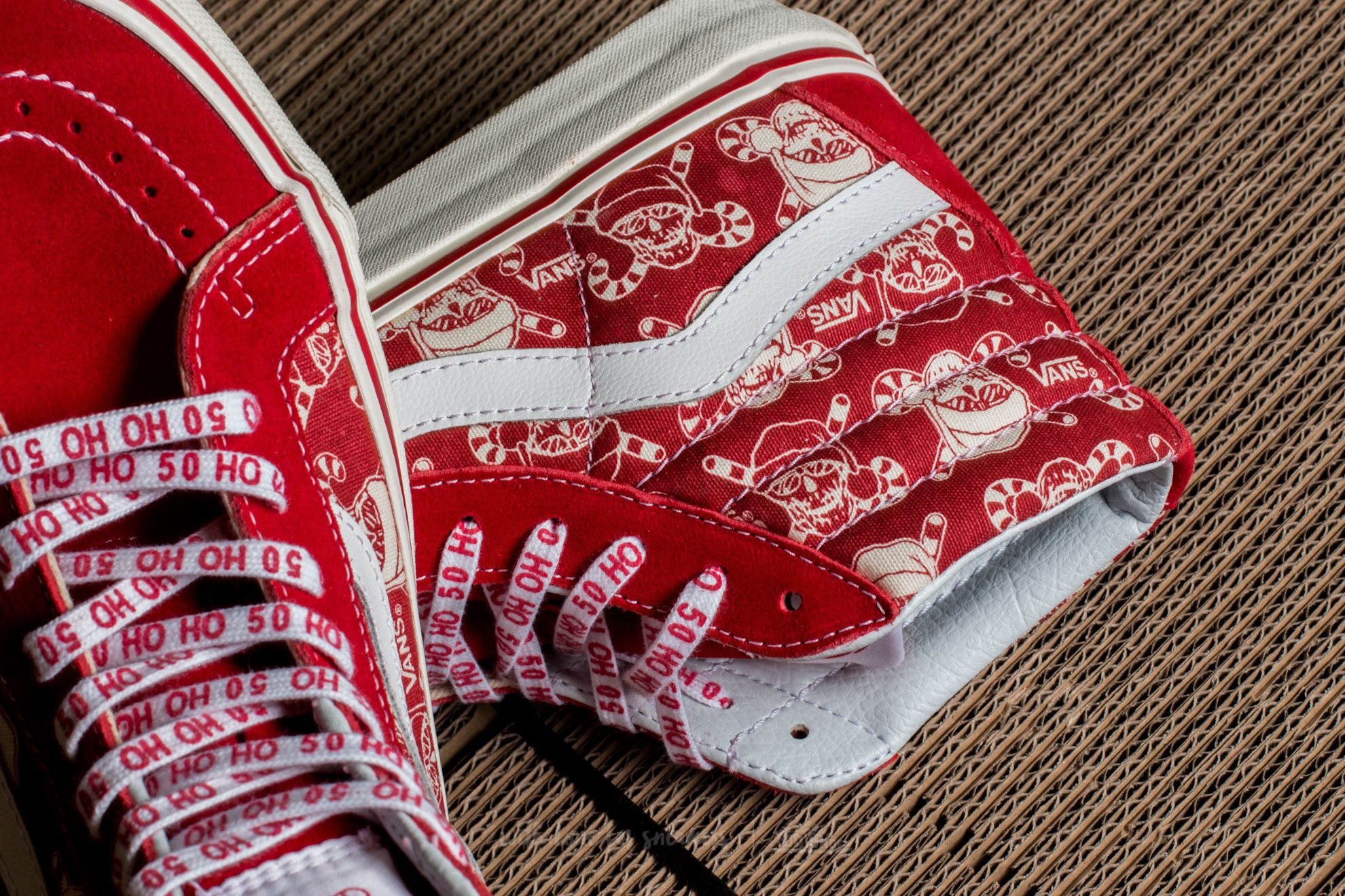 Ženski čevlji Vans SK8-HI 38 Reissue (50Th) Stv/ Pirate Santa/ Red