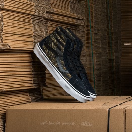 Camo vans store shoes high top