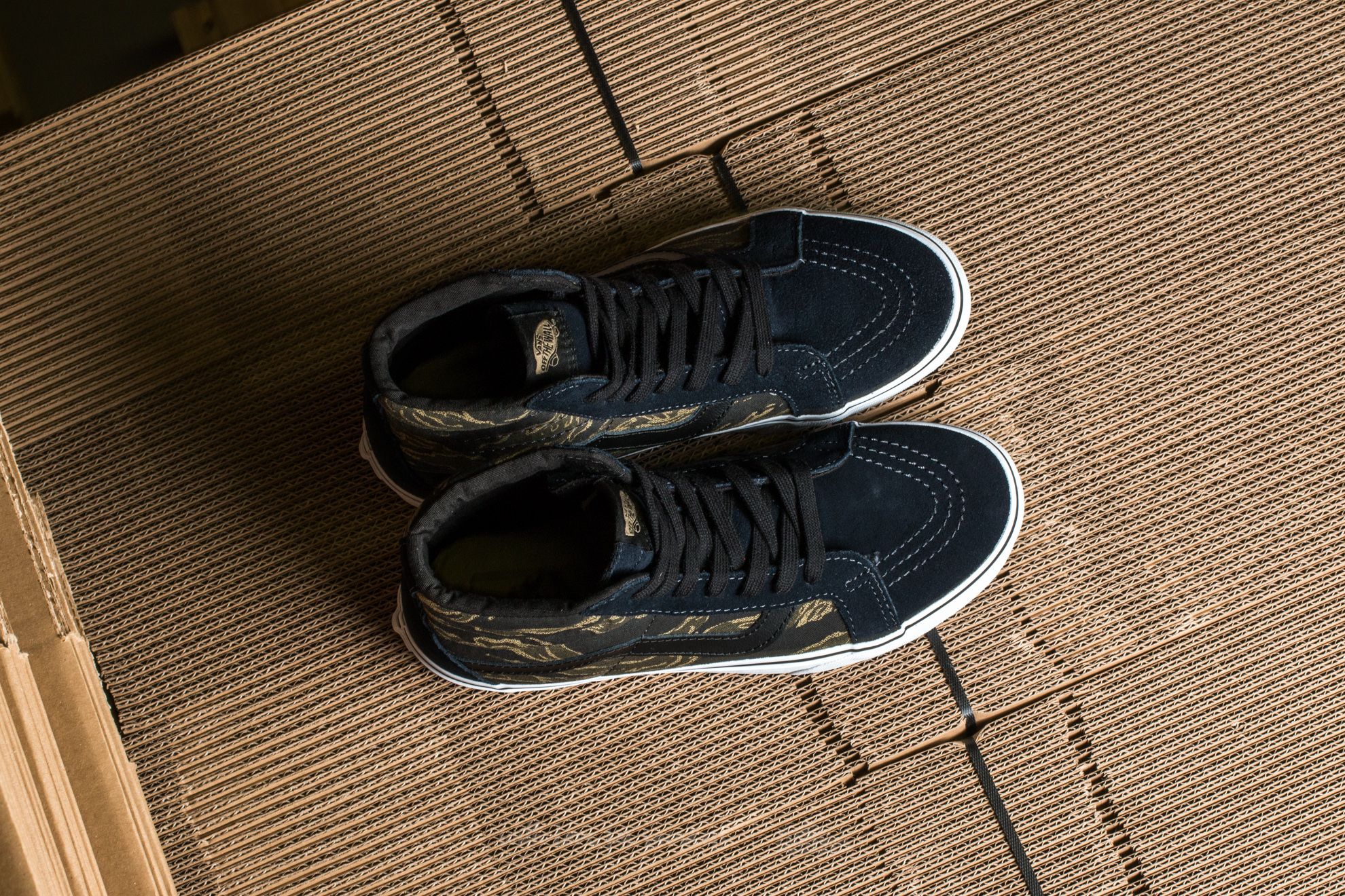 Scarpe uomo Vans SK8-HI Reissue Vintage Camo Dark Navy/ Black