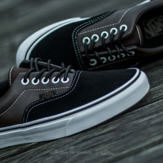 Vans era black suede top