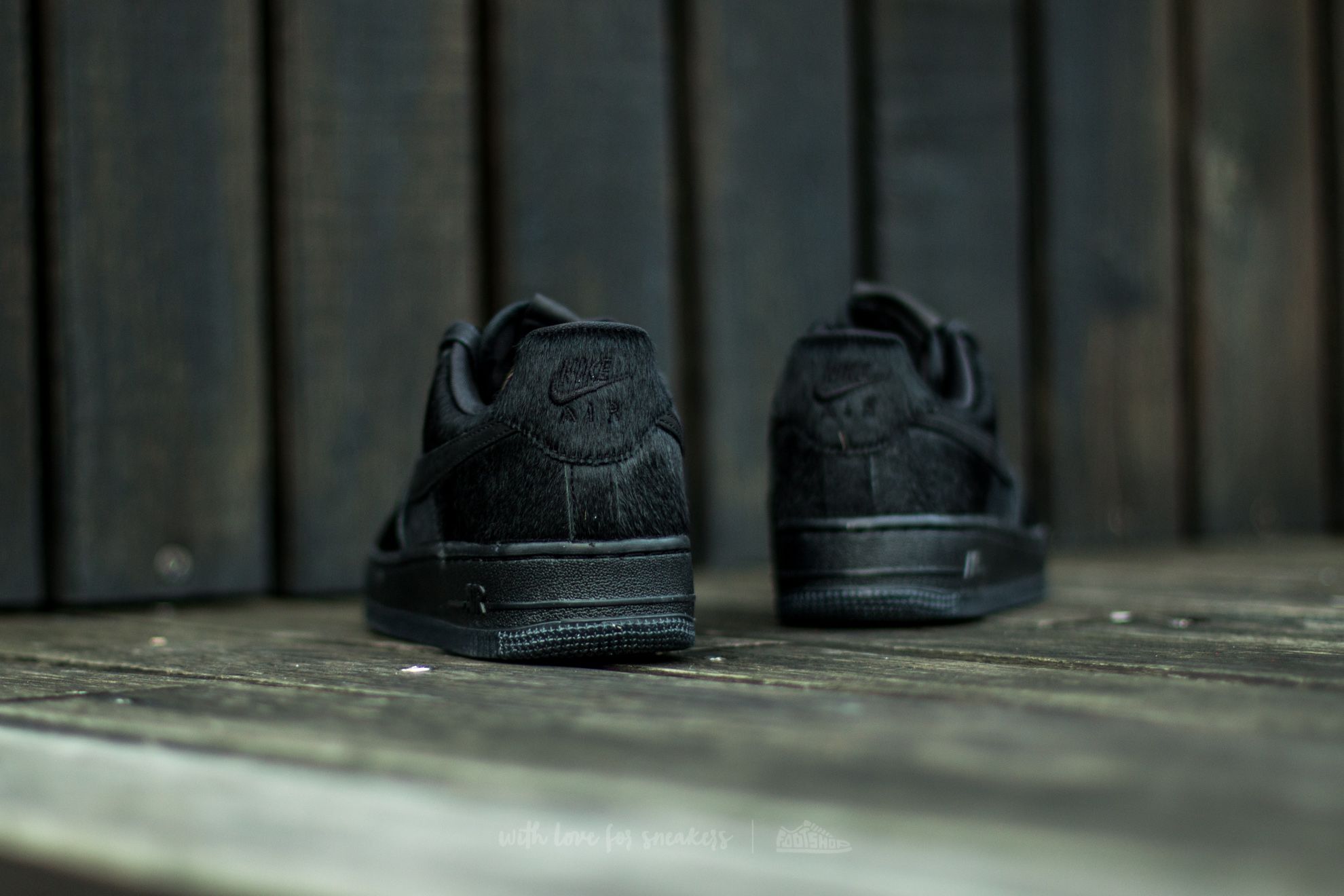 Scarpe donna Nike Wmns Air Force 1 ´07 Premium Black/ Black-Black