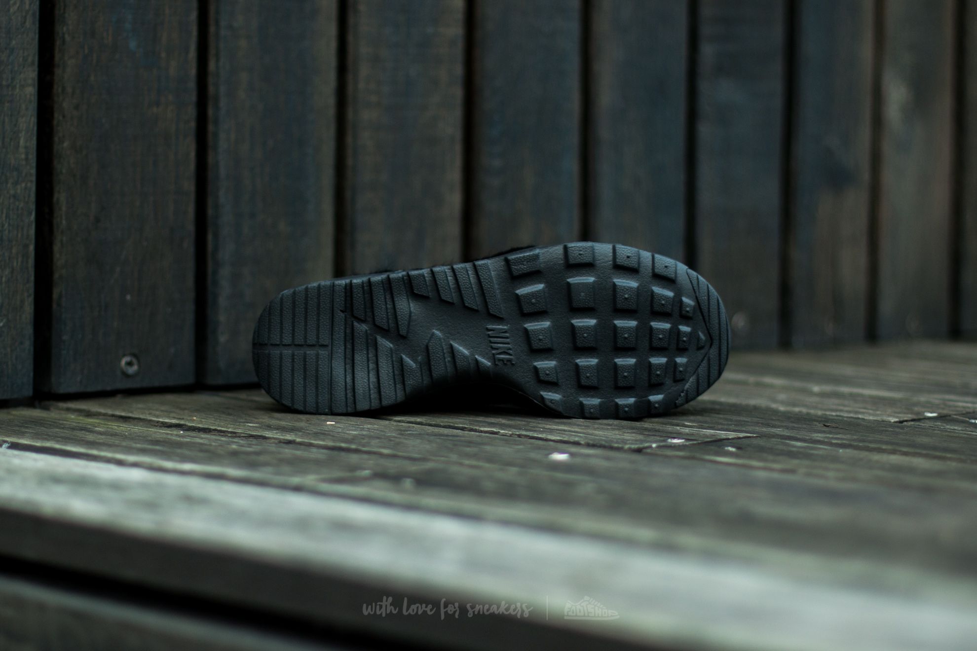 Moteriška avalynė Nike Wmns Air Max Thea Premium Black/ Black-Black