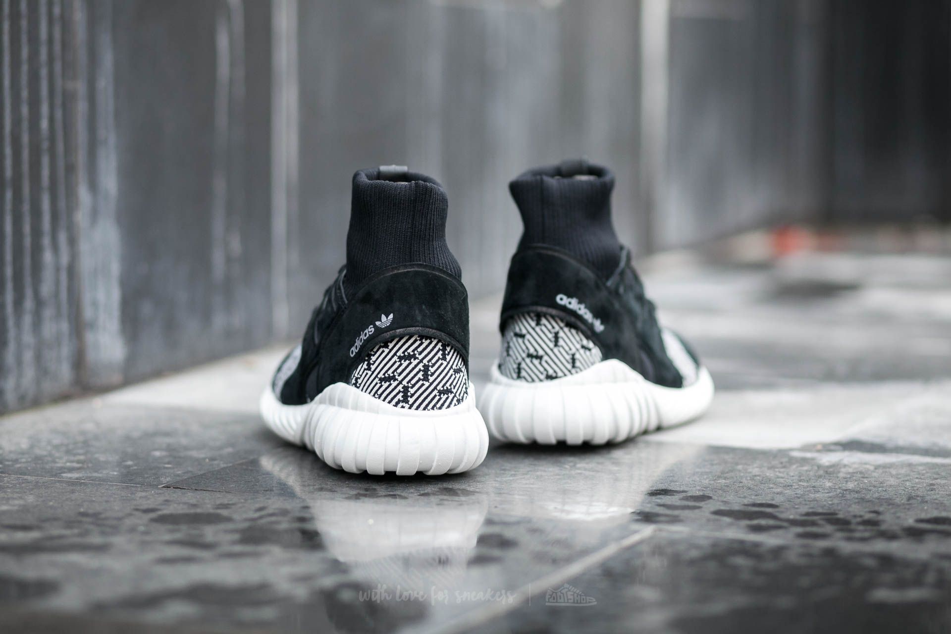 Adidas tubular doom black and white hotsell