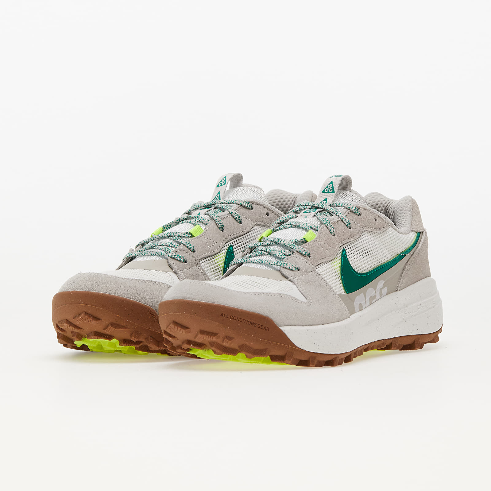 Încălțăminte și sneakerși pentru bărbați Nike ACG Lowcate Lt Iron Ore/ Malachite-Summit White-Volt