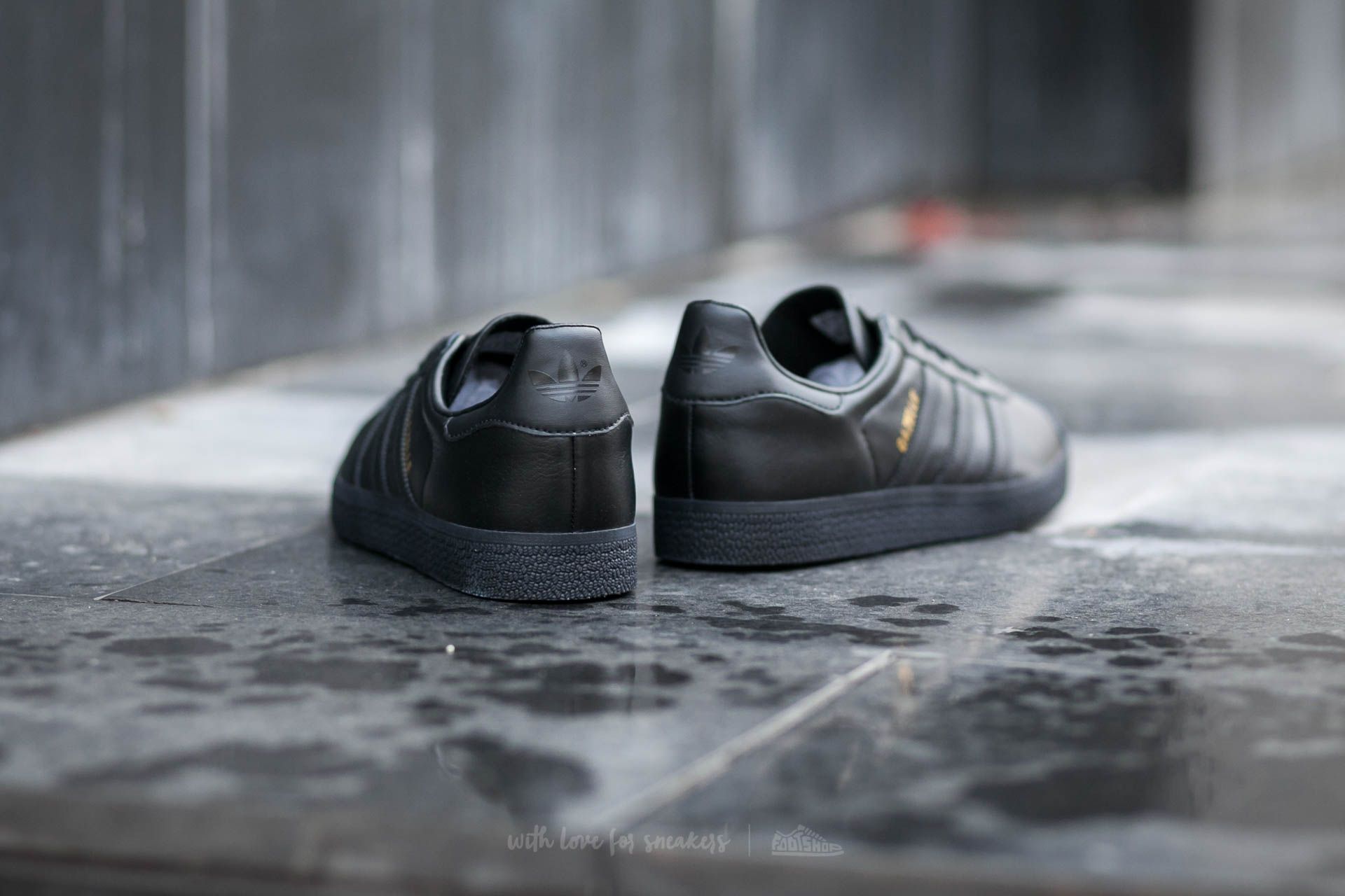 Zapatillas Hombre adidas Gazelle Core Black/ Core Black/ Core