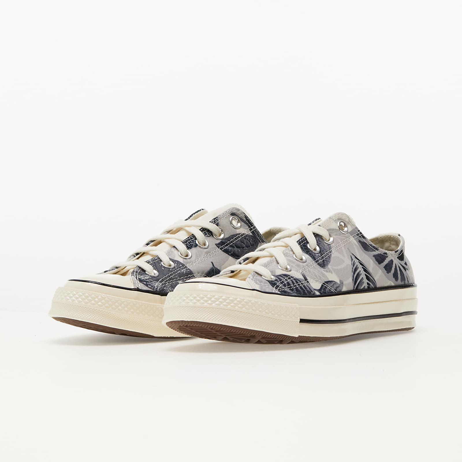 Converse chuck 70 shop porcelain peony low top