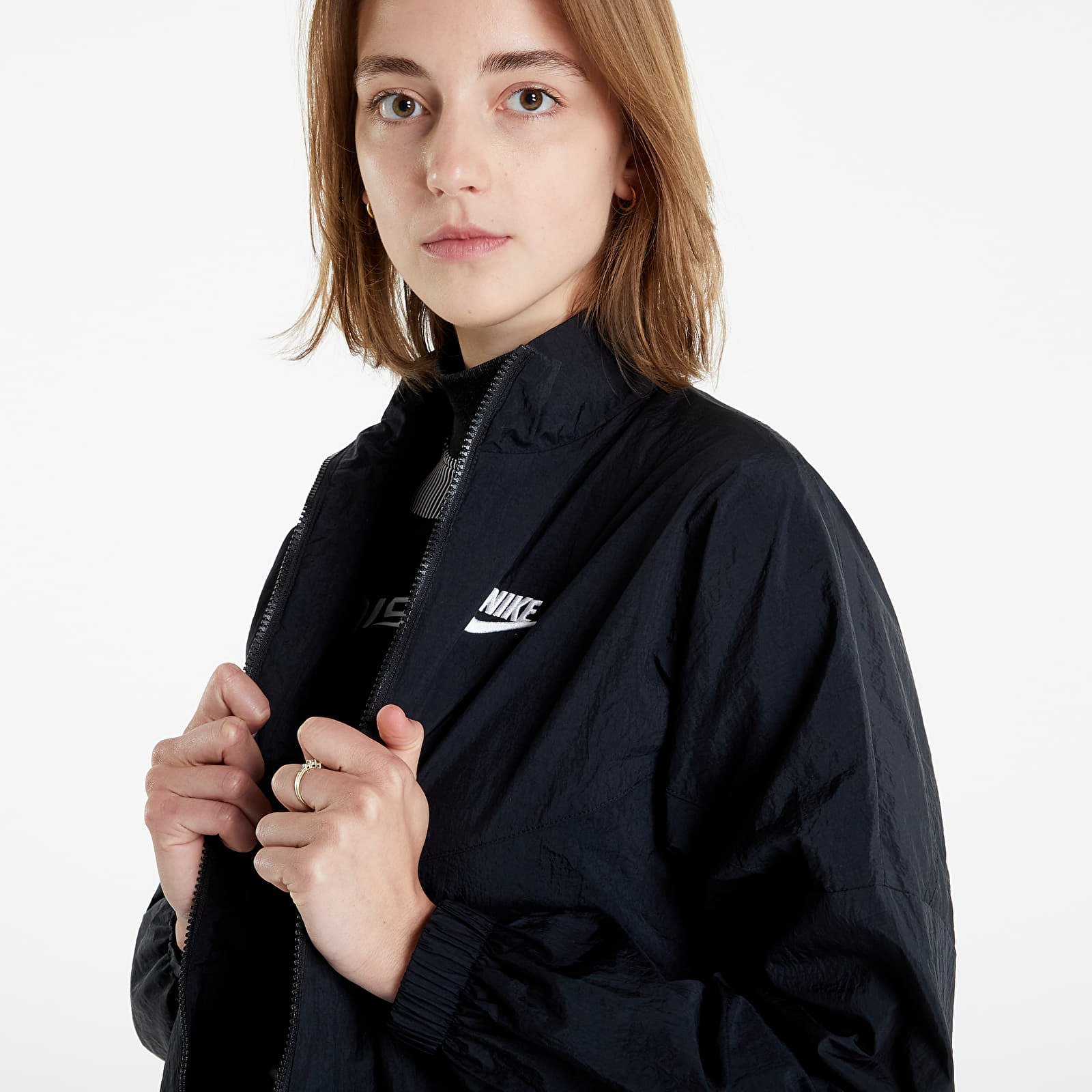Levně Nike NSW Essential Wr Woven Jacket Black/ Black/ White