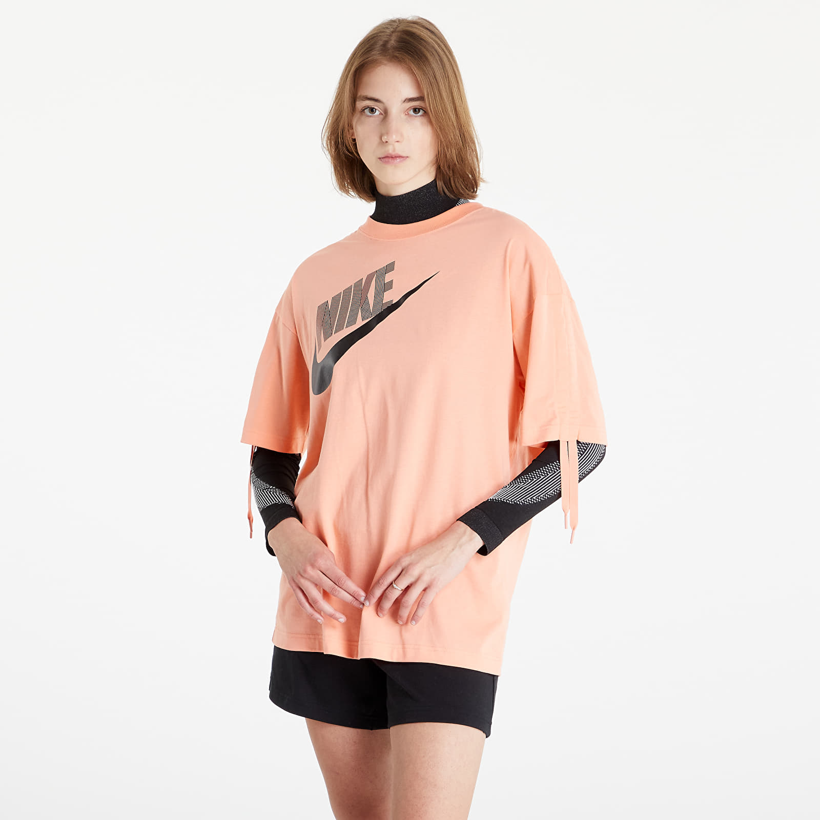 T-shirts Nike Sportswear Women's Dance T-Shirt Crimson Bliss