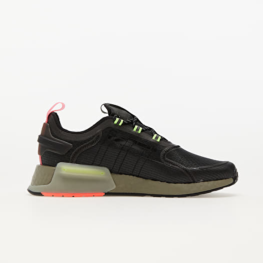 adidas NMD V3
