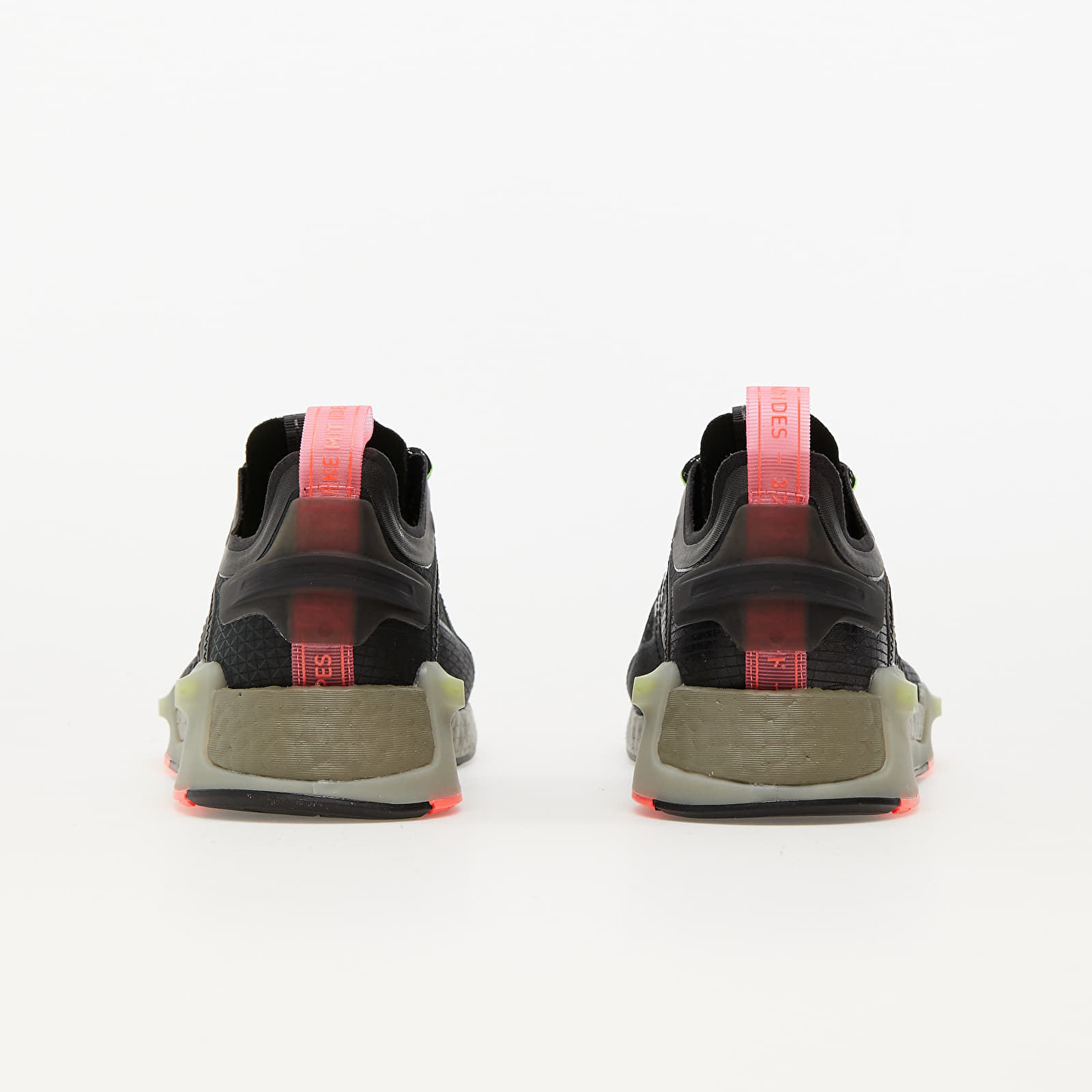Sko til mænd adidas NMD_V3 Core Black/ Core Black/ Signature Green