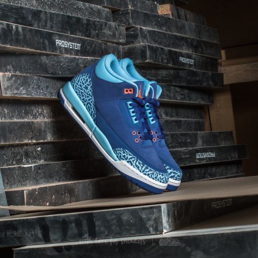 Air Jordan 3 Retro GG