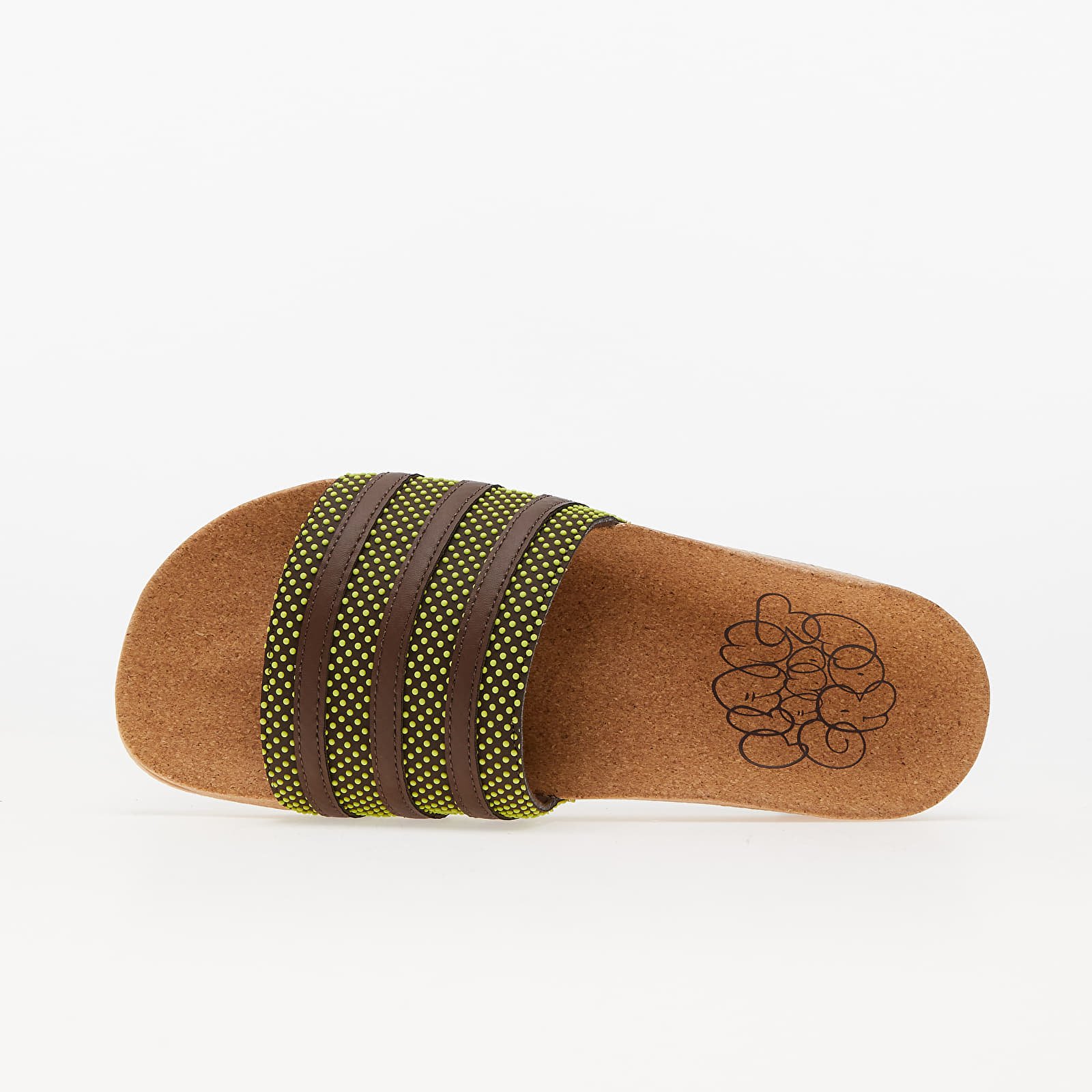 Încălțăminte și sneakerși pentru bărbați adidas Adilette - Plant And Grow Brown/ Brown/ Sefr Yellow
