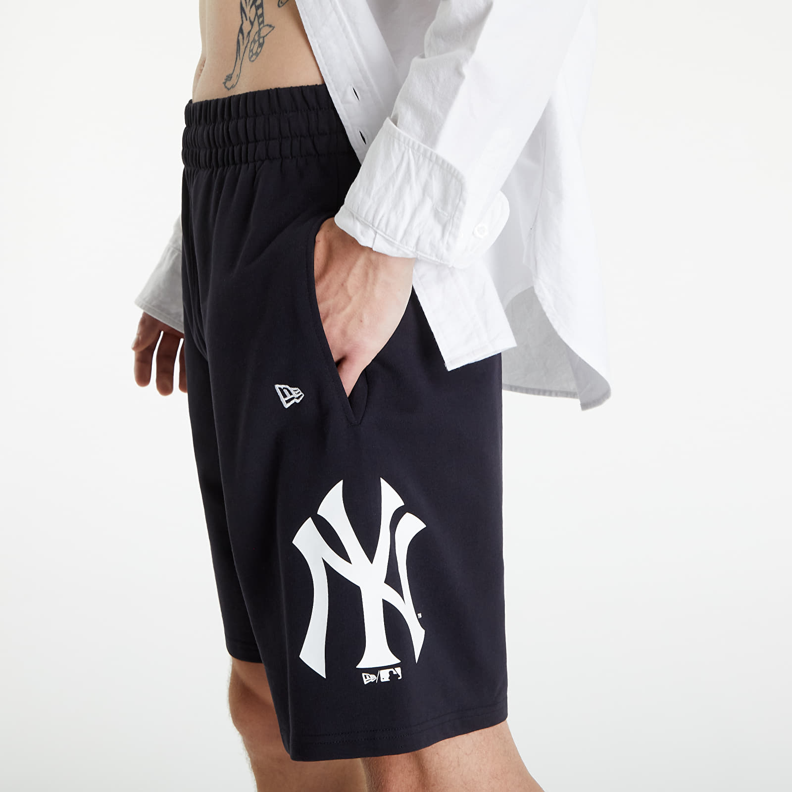 Shortsit New Era New York Yankees Washed Team Logo Shorts Navy