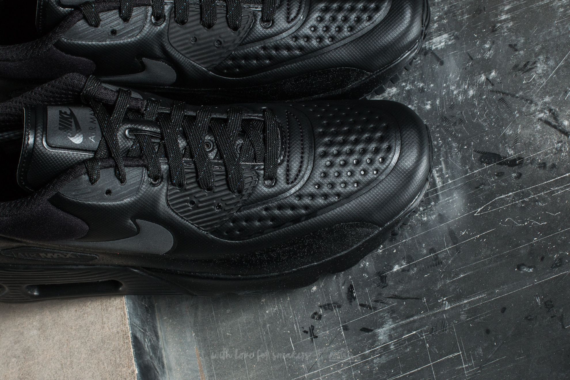 Nike air max 90 outlet ultra leather trainers in black