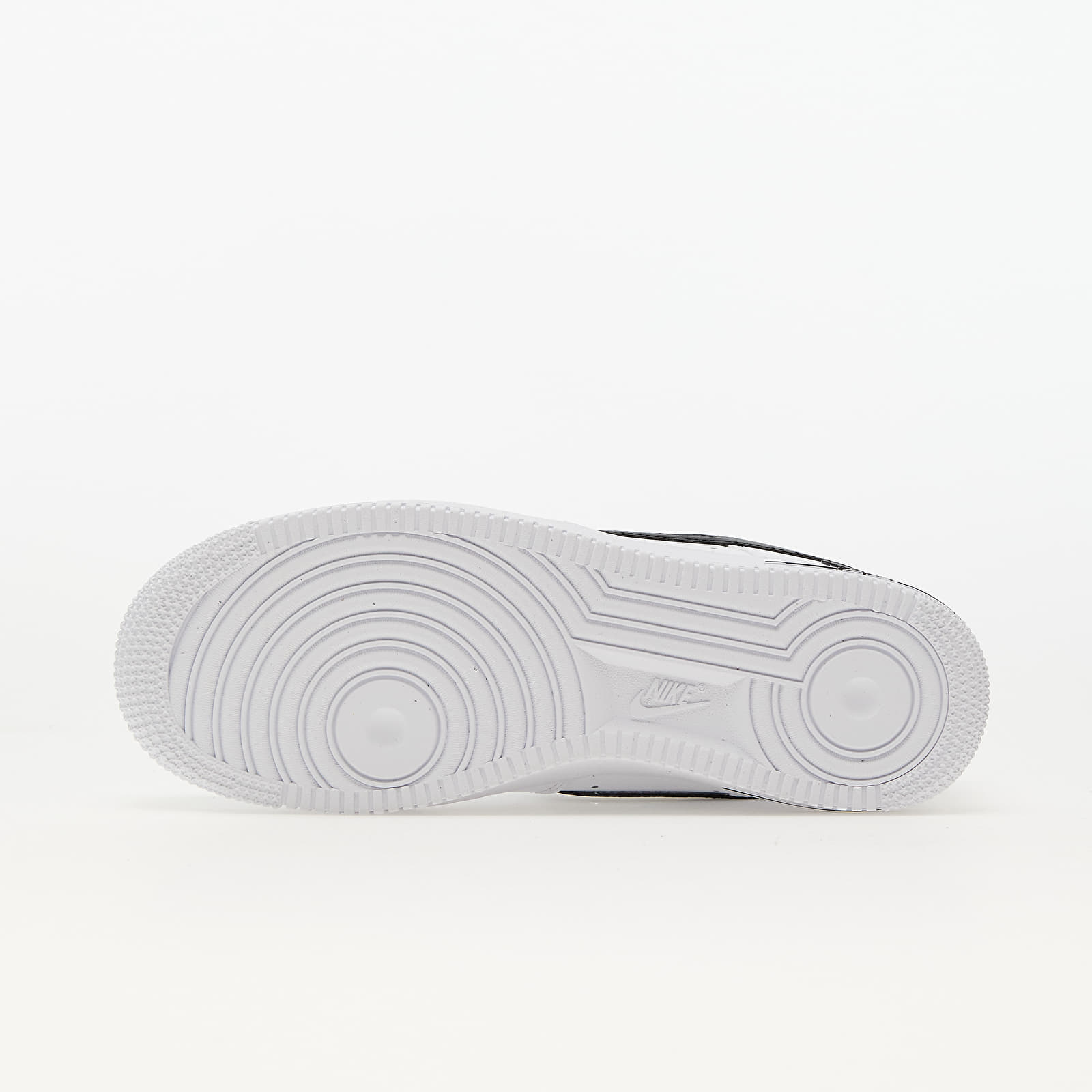 Moški čevlji Nike Air Force 1 '07 White/ Black