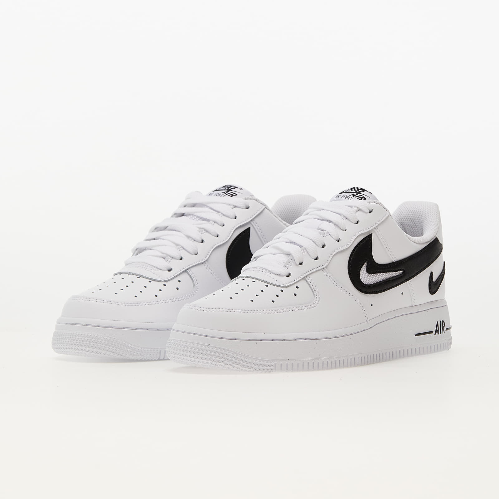 Moški čevlji Nike Air Force 1 '07 White/ Black