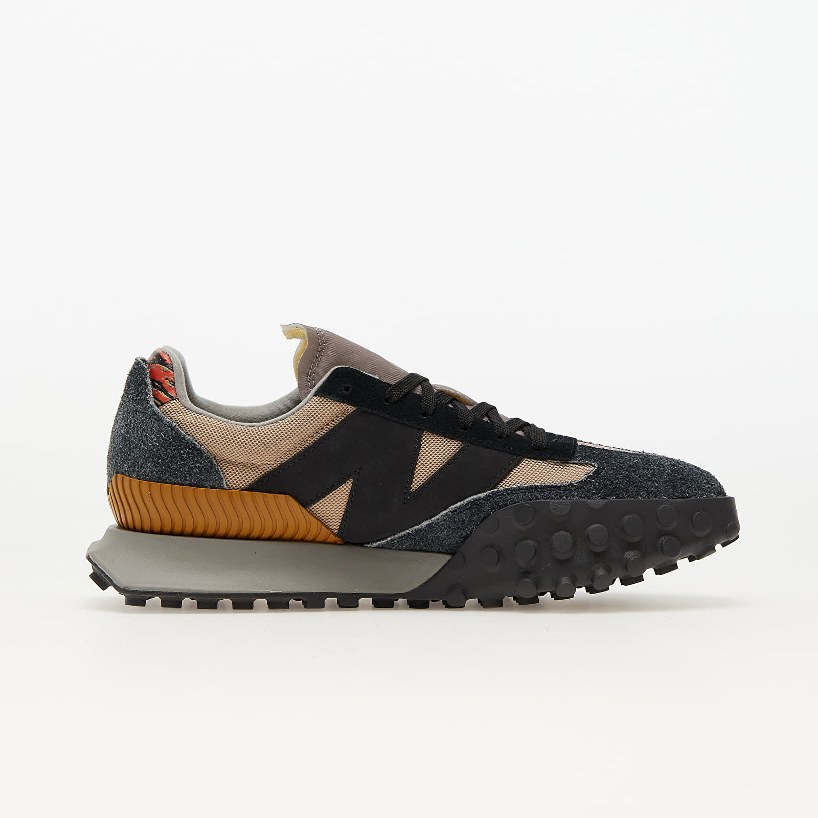 Meeste kingad New Balance XC-72 Black