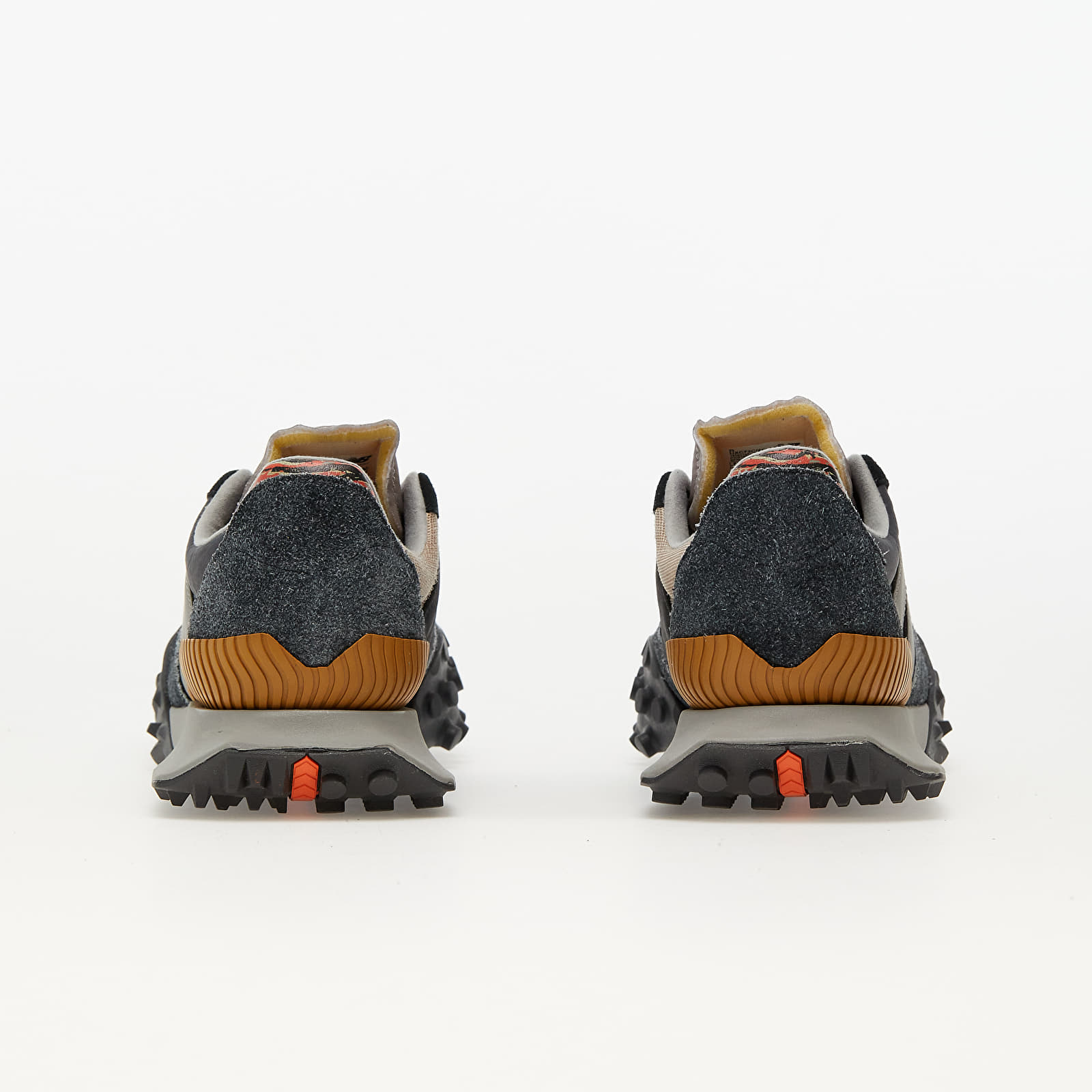 Meeste kingad New Balance XC-72 Black