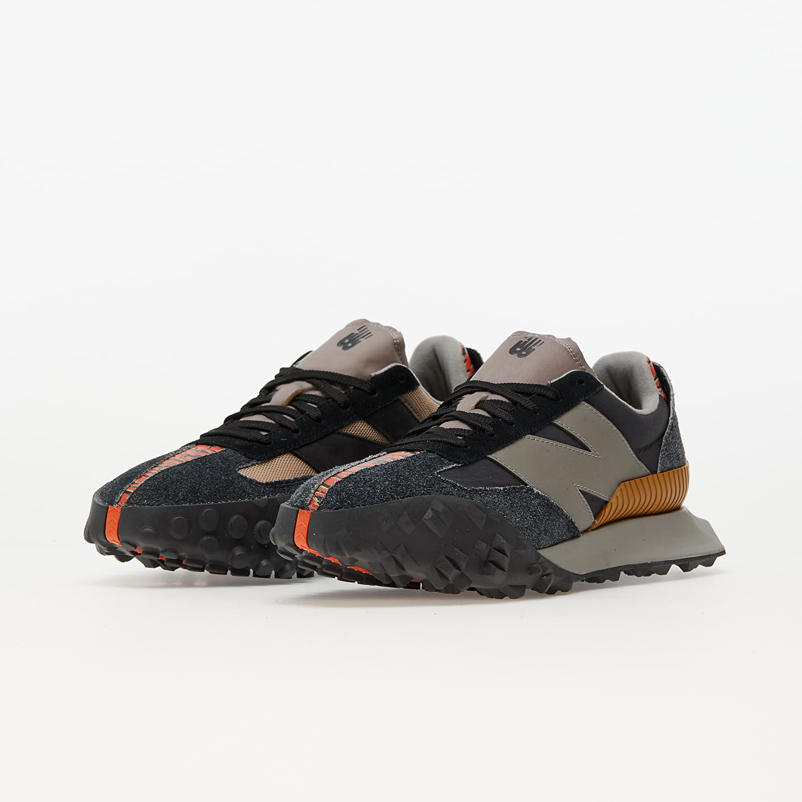 Meeste kingad New Balance XC-72 Black