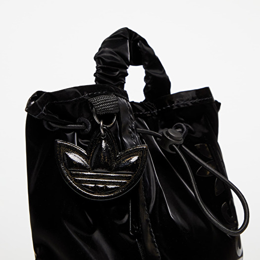 Bucket bag adidas best sale