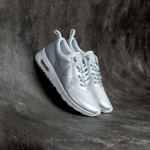 Nike metallic air max thea se sneaker top