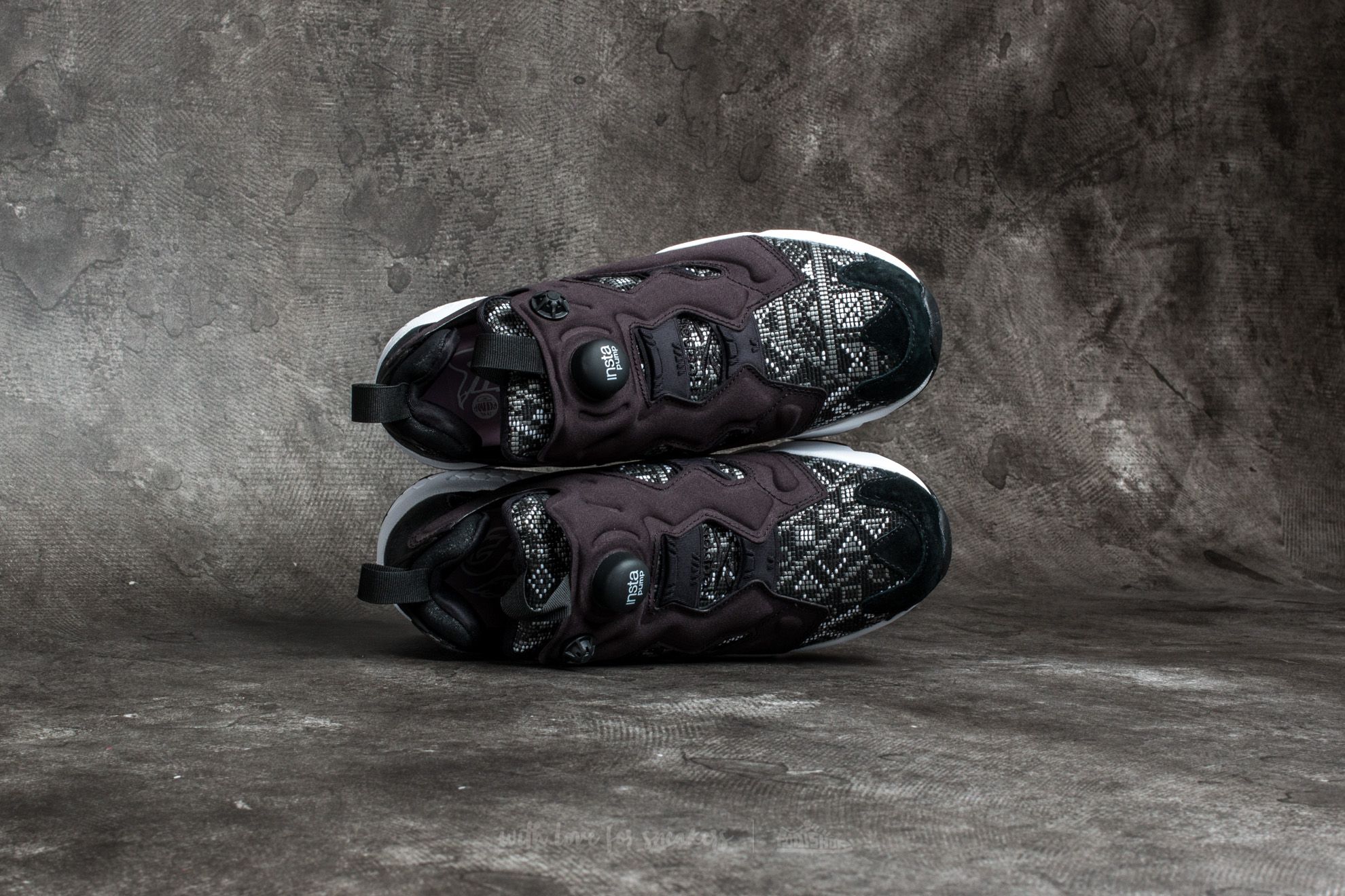 Women's shoes Reebok W Instapump Fury Gt Black/White/Shell Purple