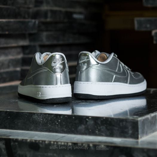 Nike 72 metallic new arrivals silver