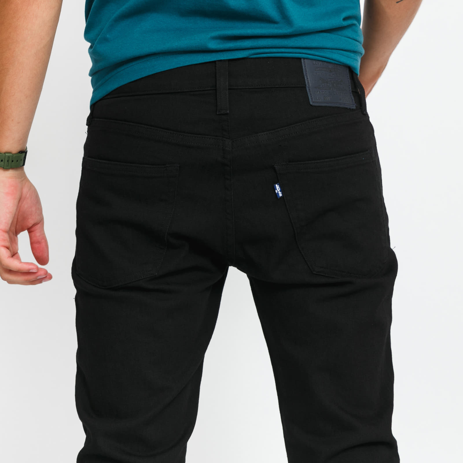Levis made crafted 511 store