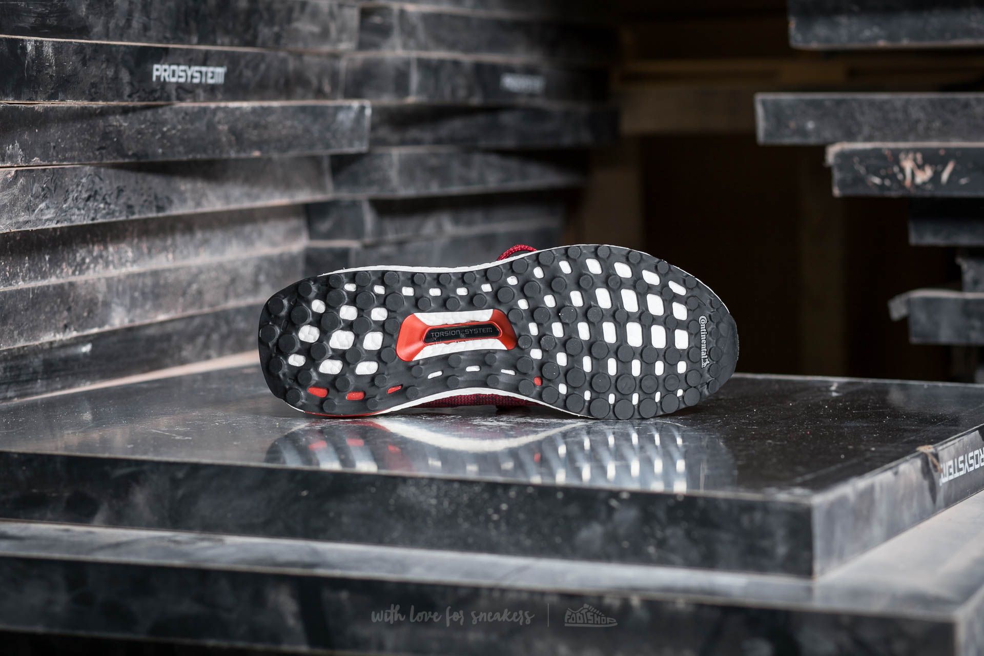 Schuhe adidas Ultra Boost Uncaged Mystery Red/ Collegiate Burgundy/ Collegiate