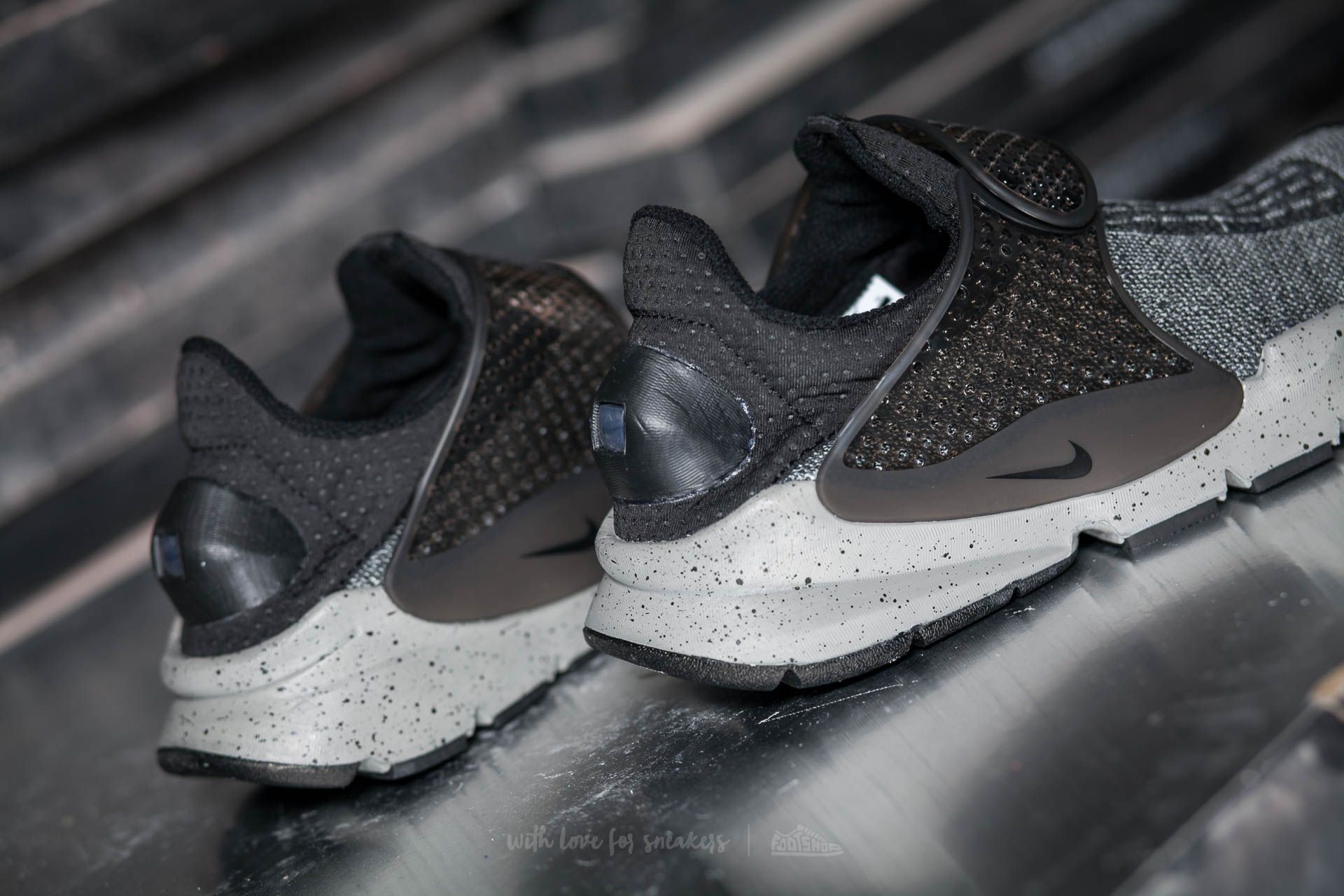 Nike sock dart supreme new arrivals