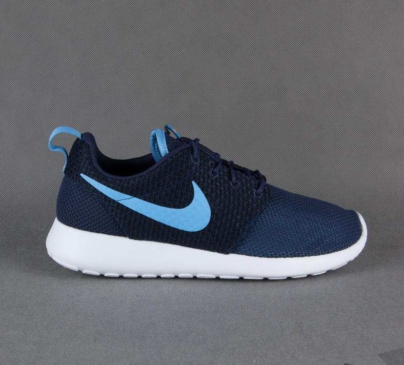 nike rosherun homme