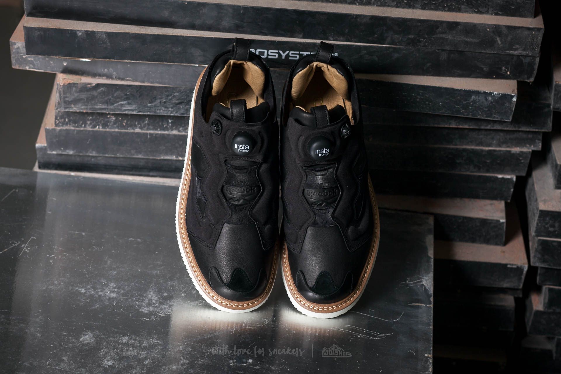 Reebok 58 bright st fury boot sales